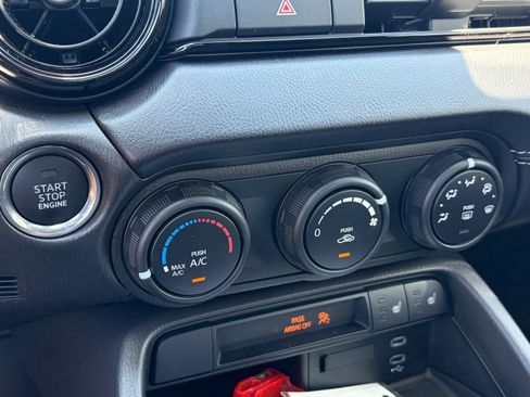 New 2026 MAZDA MX-5 Miata Club w/ Weather Package RWD image 18