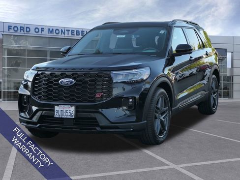 Used 2025 Ford Explorer ST image 8