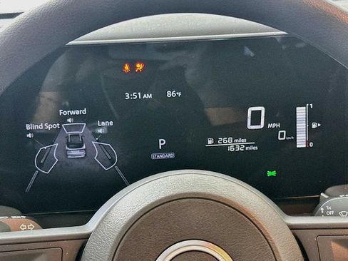 Certified 2025 Nissan Kicks S AWD/4WD image 10