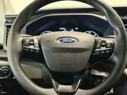 Used 2024 Ford Transit 350 XLT image 17