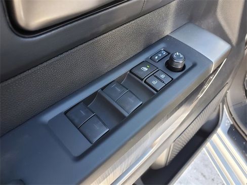 New 2026 Toyota Tundra Platinum image 17