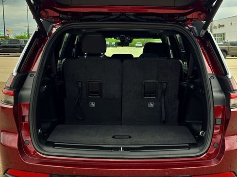 New 2026 Jeep Grand Cherokee L Laredo AWD/4WD image 20