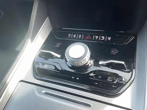 New 2026 Jeep Grand Wagoneer Limited AWD/4WD image 18