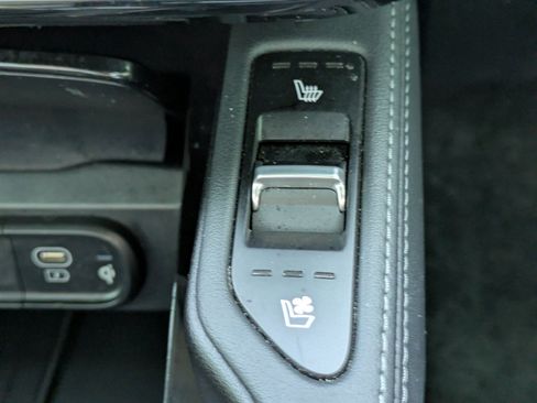 Certified 2024 Kia Telluride EX FWD image 28