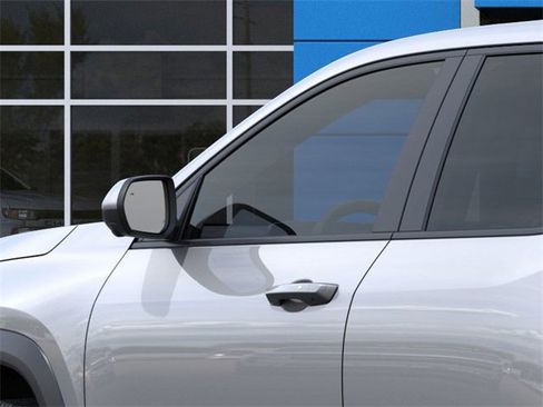 New 2026 Chevrolet Equinox LT w/ Safety and Technology Package image 12