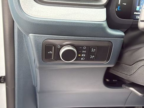 New 2026 Ford Maverick XLT image 19