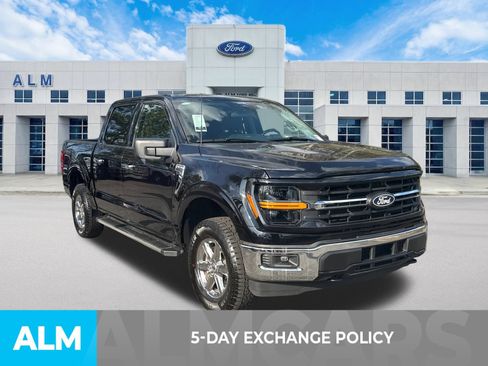 Used 2025 Ford F150 XLT w/ Equipment Group 301A Standard AWD/4WD image 3
