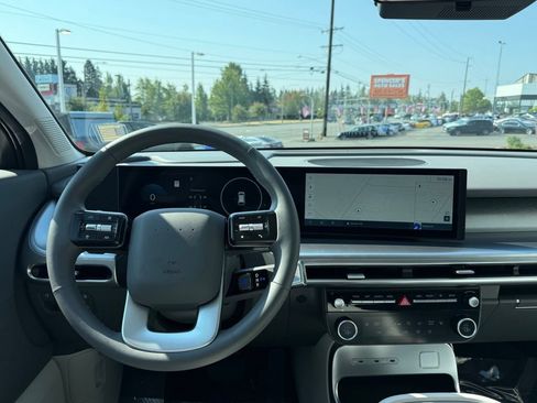Certified 2026 Hyundai Ioniq 9 SE AWD/4WD image 26
