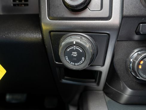 Used 2018 Ford F150 XLT w/ Equipment Group 302A Luxury image 25