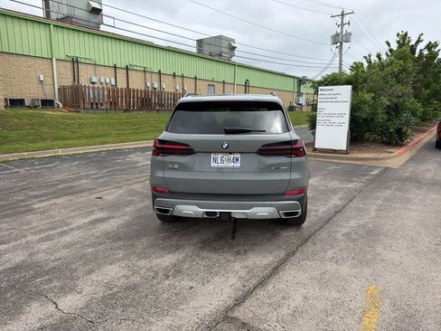 Used 2025 BMW X5 xDrive40i w/ Parking Assistance Package AWD/4WD image 4
