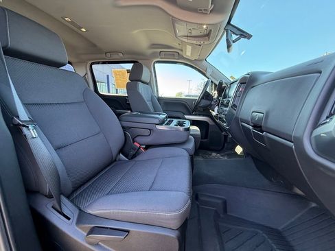 Used 2019 Chevrolet Silverado 2500 LT w/ LT Convenience Package image 28