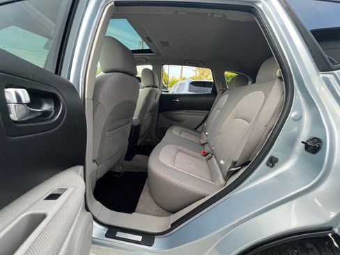 Used 2011 Nissan Rogue SV w/ Premium Pkg AWD/4WD image 13