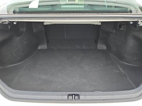 Used 2023 Toyota Camry SE image 13