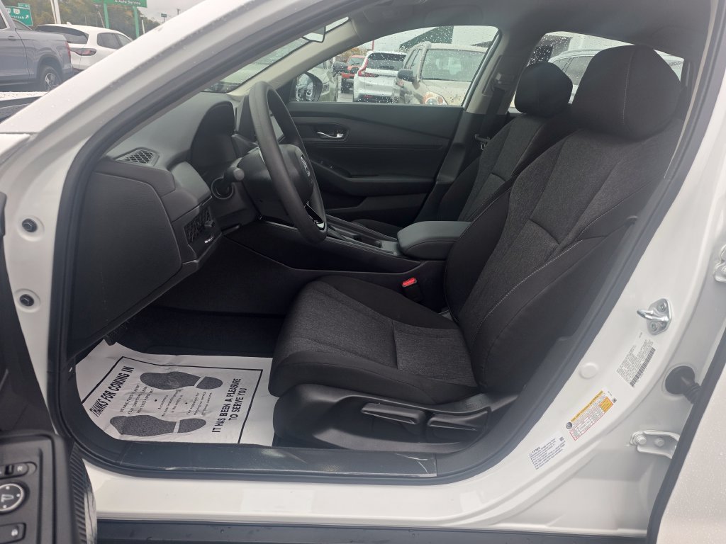New 2026 Honda Accord LX image 9