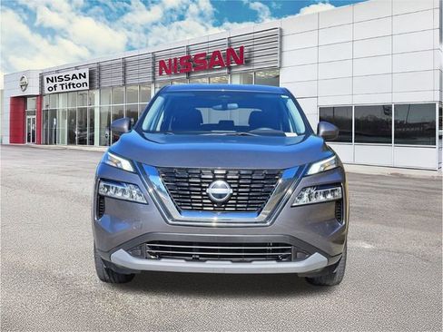 Certified 2023 Nissan Rogue SV image 2
