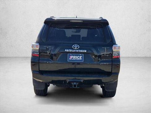 Used 2020 Toyota 4Runner SR5 Premium image 5