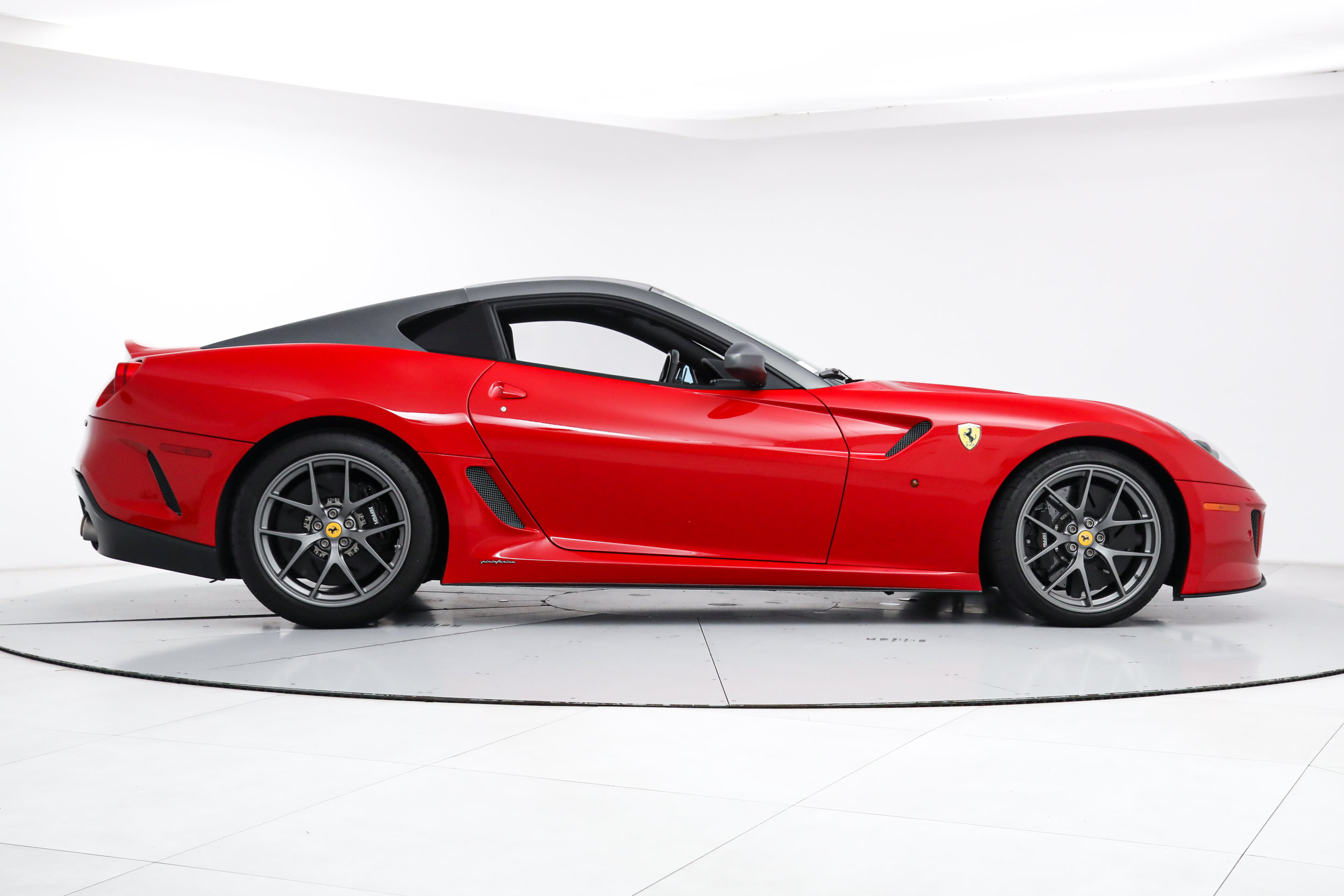 Used 2011 Ferrari 599 GTO RWD image 9