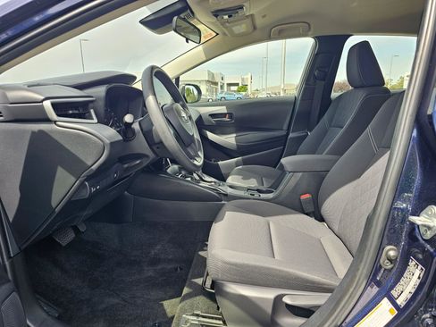 Used 2024 Toyota Corolla LE FWD image 18