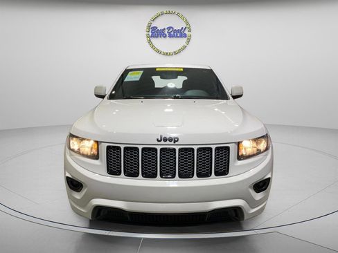 Used 2015 Jeep Grand Cherokee Altitude AWD/4WD image 6