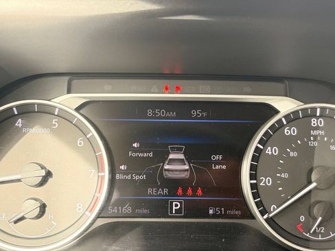 Certified 2024 Nissan Sentra SV FWD image 30