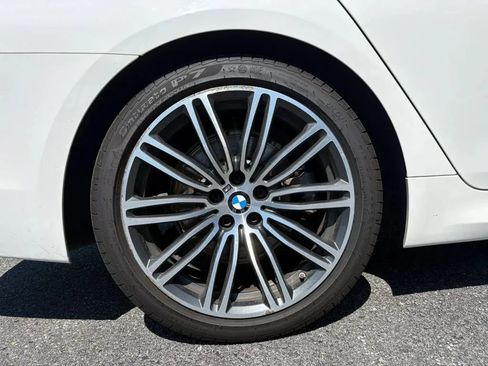 Used 2018 BMW 530i xDrive AWD/4WD image 26