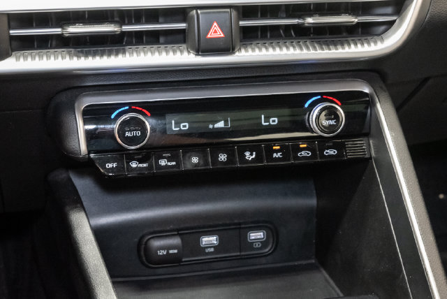Used 2022 Kia K5 GT-Line w/ GT-Line FWD Premium Package image 19