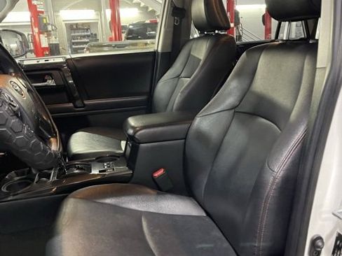 Used 2016 Toyota 4Runner Trail Premium image 12