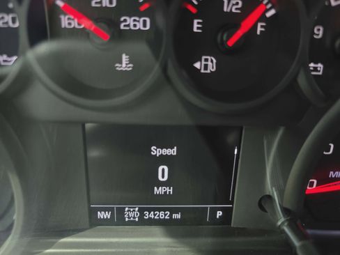 Used 2020 Chevrolet Silverado 1500 Custom w/ Custom Value Package image 21