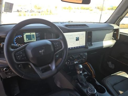 New 2024 Ford Bronco Badlands AWD/4WD image 16