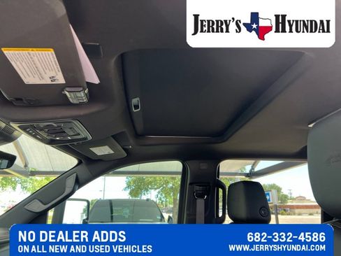 Used 2025 GMC Sierra 2500 AT4 w/ AT4 Premium Plus Package AWD/4WD image 10