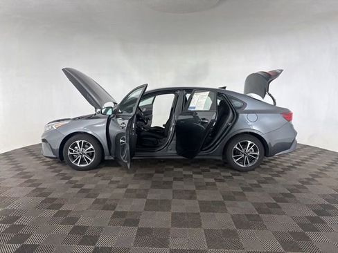 Used 2024 Kia Forte LXS image 10