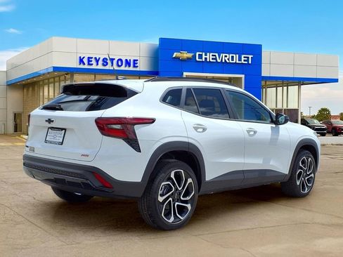 New 2026 Chevrolet Trax RS image 7