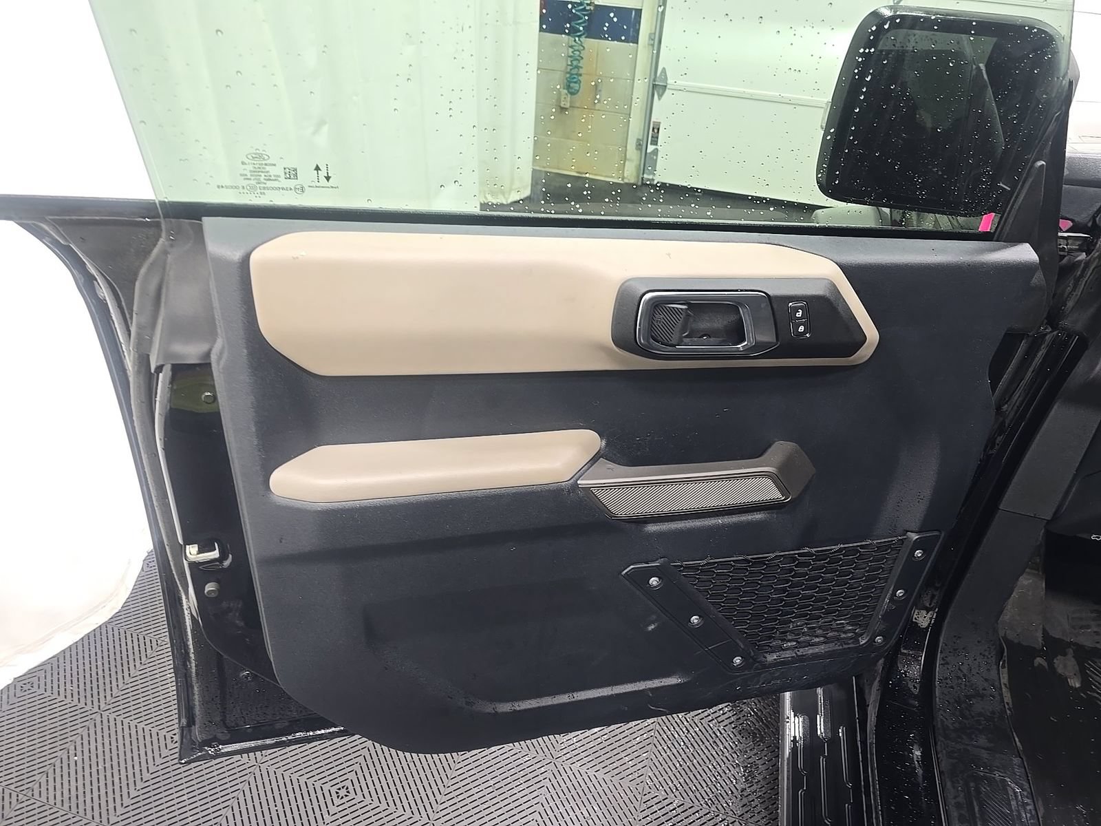 Used 2022 Ford Bronco Wildtrak AWD/4WD image 12