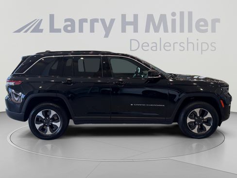 Used 2024 Jeep Grand Cherokee Limited 4xe AWD/4WD image 6