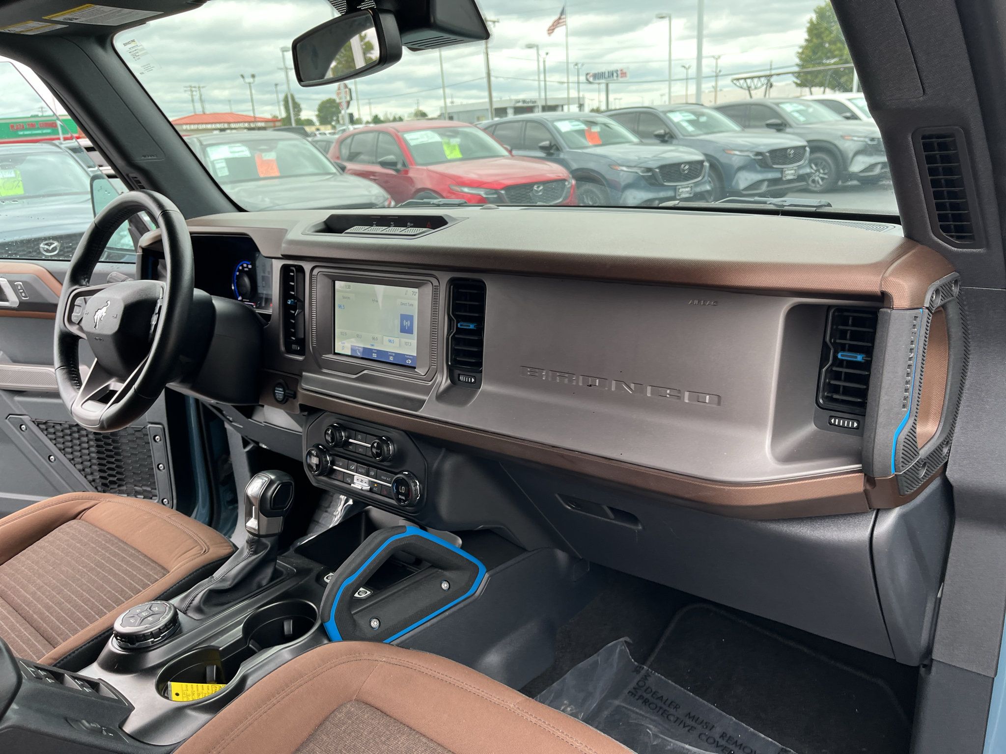 Used 2023 Ford Bronco Outer Banks AWD/4WD image 40