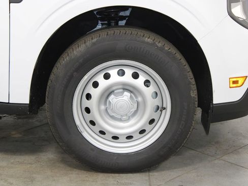 New 2026 Ford Maverick XL image 12