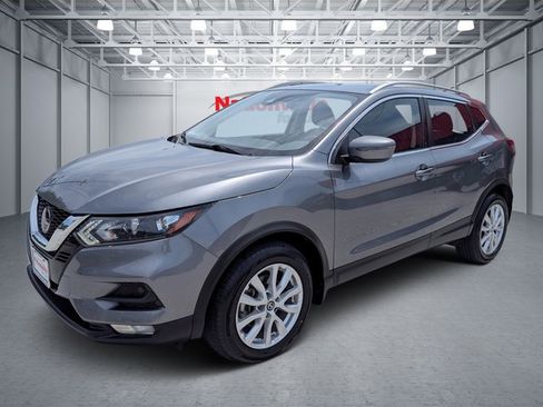 Certified 2022 Nissan Rogue Sport SV AWD/4WD image 1
