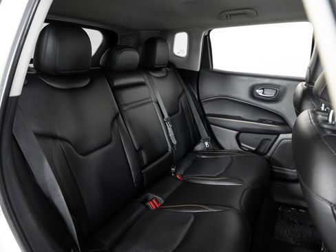 Used 2018 Jeep Compass Limited AWD/4WD image 23