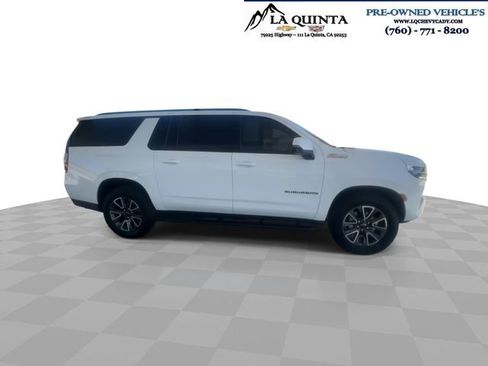 Used 2023 Chevrolet Suburban Z71 w/ Luxury Package AWD/4WD image 9