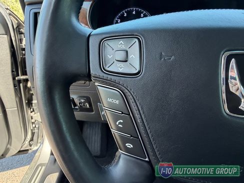 Used 2013 Hyundai Equus Signature RWD image 19