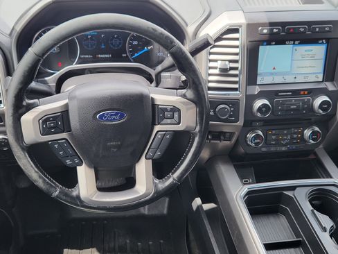 Used 2017 Ford F250 Platinum w/ Platinum Ultimate Package AWD/4WD image 28
