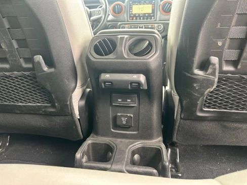 Used 2023 Jeep Gladiator Mojave w/ LED Lighting Group AWD/4WD image 12
