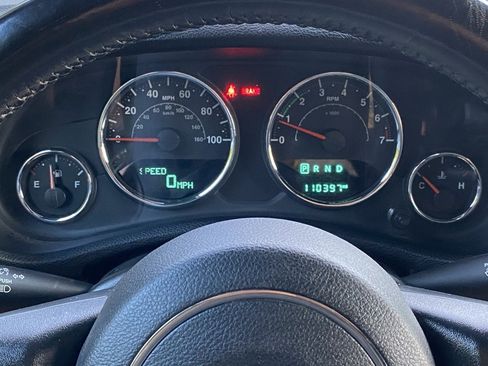 Used 2017 Jeep Wrangler Unlimited Sport w/ Quick Order Package 24S image 11