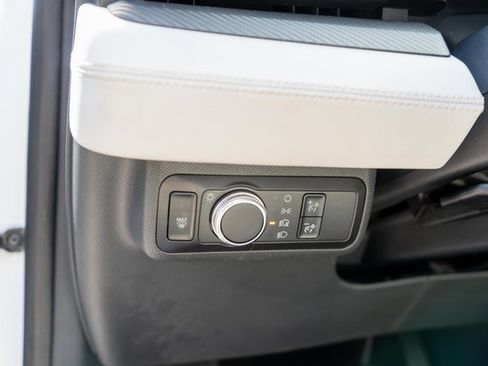 Used 2021 Ford Mustang Mach-E Premium image 25