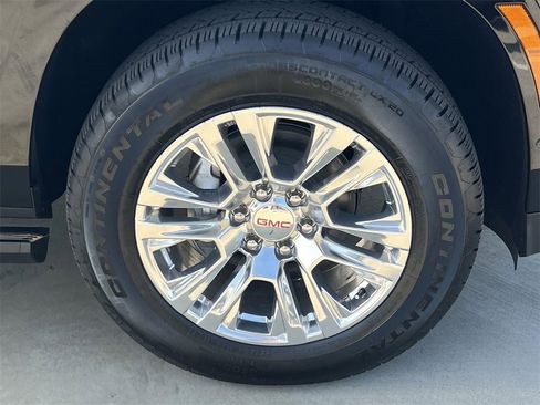 New 2026 GMC Yukon Denali w/ Sun & Power Step Package image 37