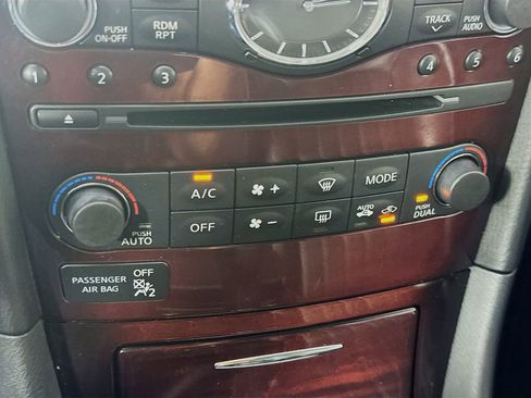 Used 2017 INFINITI QX50 2WD w/ Premium Plus Package image 20