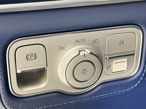 New 2025 Mercedes-Benz GLE 63 AMG S image 11