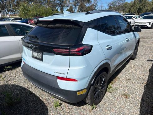 Used 2022 Chevrolet Bolt EUV Premier w/ Launch Edition FWD image 5