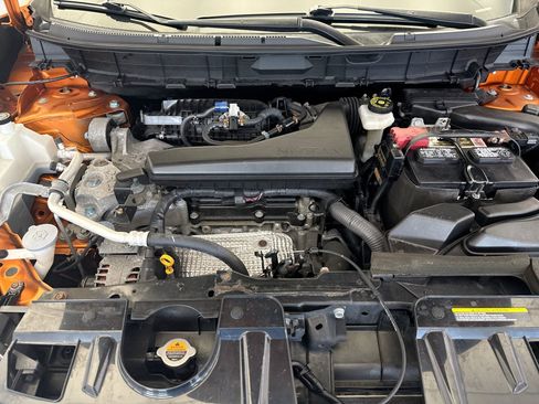 Used 2017 Nissan Rogue SL w/ SL Premium Package AWD/4WD image 28