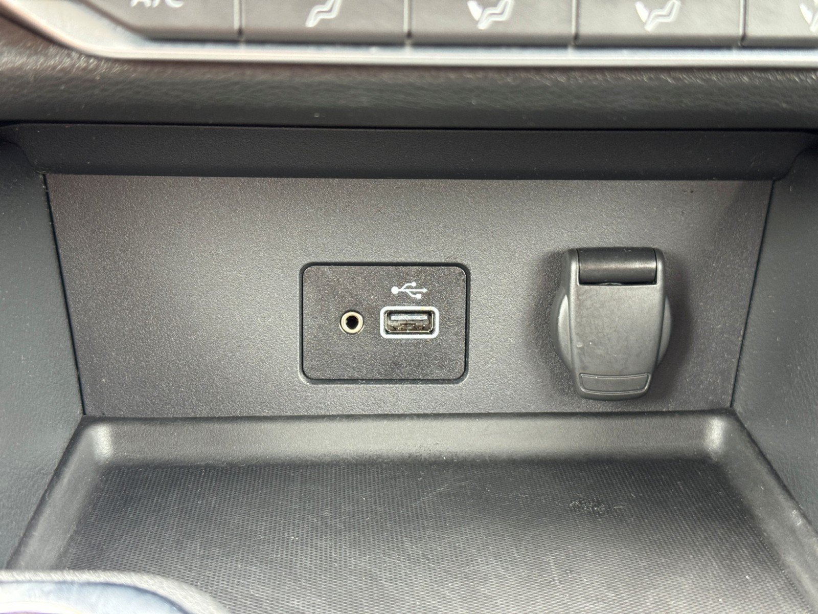 Used 2020 Nissan Sentra S FWD image 25